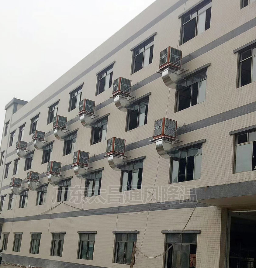 潤(rùn)東方環(huán)?？照{(diào) 實(shí)力打造省電廠房通風(fēng)降溫